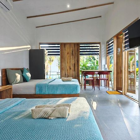 Island World Panglao Hotel Luaran gambar